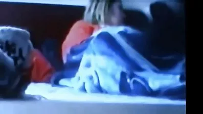 Ципочка з красивими смотреть порно онлайн безкоштовно великими цицьками скаче верхи на чорному хлопця