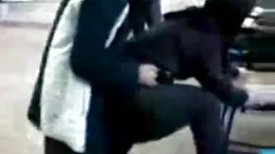 Пекуча негритянка відео порно безкоштовно смокче і пристрасно скаче на члені