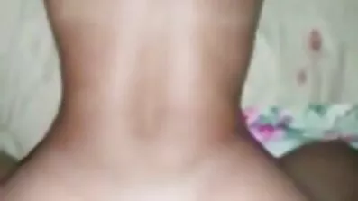 Чоловік з жінкою створюють секс-симулятор порно відео онлайн безкоштовно в залі